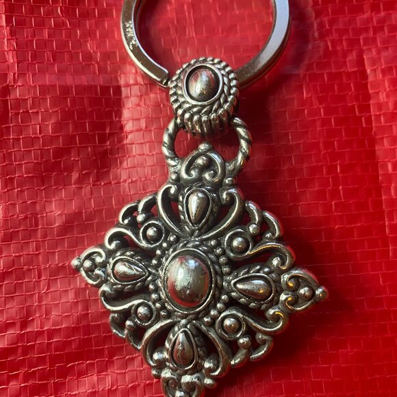 Vintage Brighton Amethyst Silver Toned Keychain Key Ring Collectible Jewelry - Picture 6 of 8